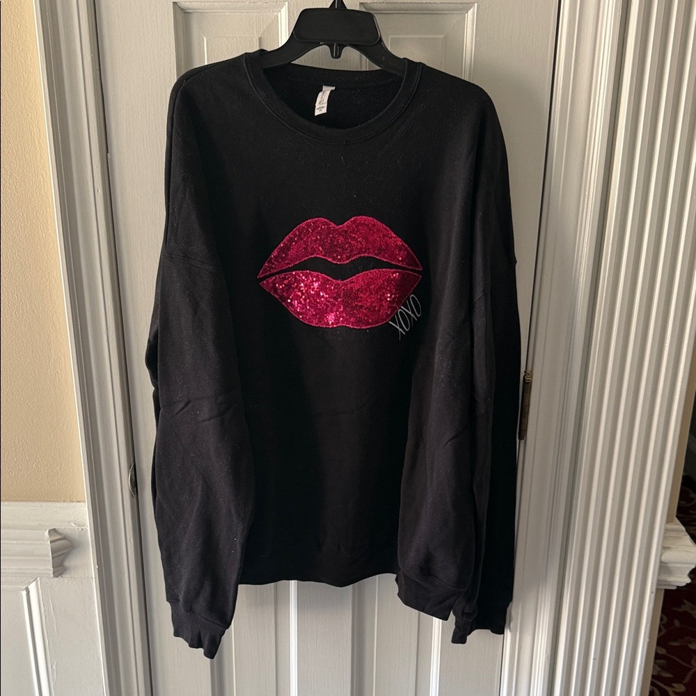 Bella Canvas Black Sweatshirt with Pink Lips Design